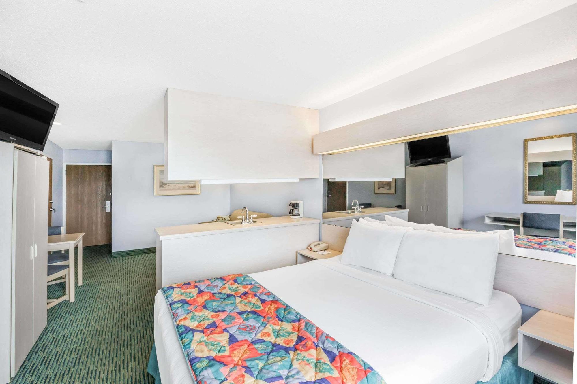 Microtel Inn & Suites By Wyndham Каролина-бич Экстерьер фото